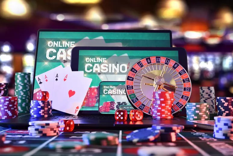 bingkoko ကာစီနို Mobile App ဖြင့် Slots ကစားနေသောမြင်ကွင်း